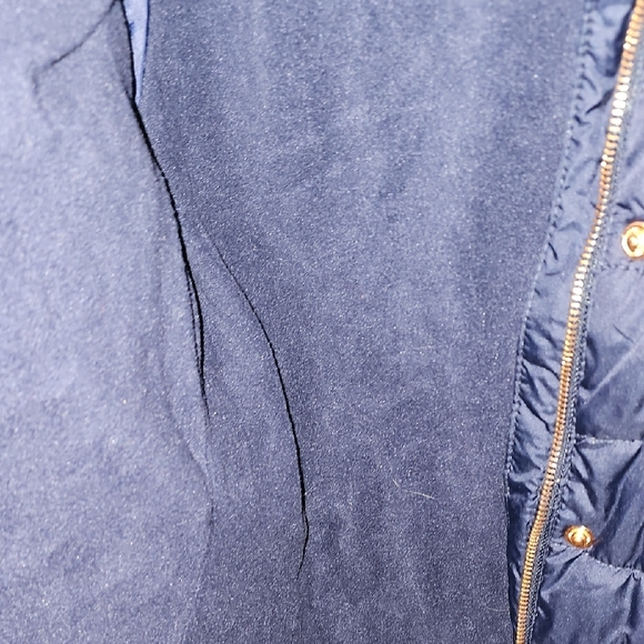 Old Navy Girl's Navy Fleece Quilted Jacket with Faux Fur Hood Size XLarge (14) - Picture 6 of 9